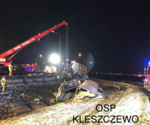 Poznań Wschód: Tragedia na A2. Ciężarówka wypadła z drogi. Kierowca nie miał szans