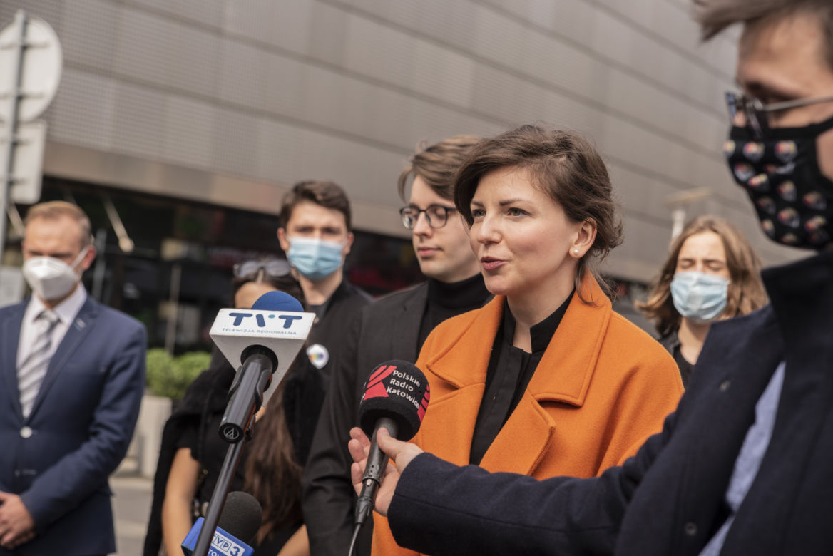 Przemysław Czarnek w rządzie? Protest uczniów w Śląskiem! Czarny Tydzień w szkołach