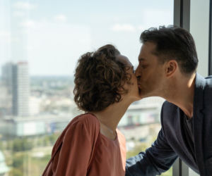 Na dobre i na złe, odcinek 720. Julka Burska (Aleksandra Hamkało), Marcin Molenda (Filip Bobek)