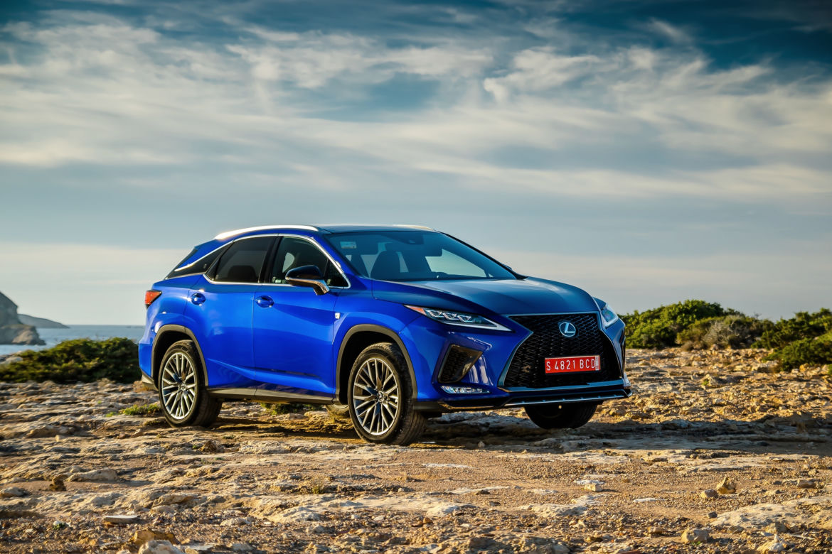 Lexus RX lifting 2020