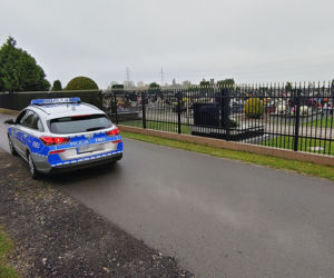 Ksiądz zamienił cmentarz na park, żeby wierni odwiedzili groby