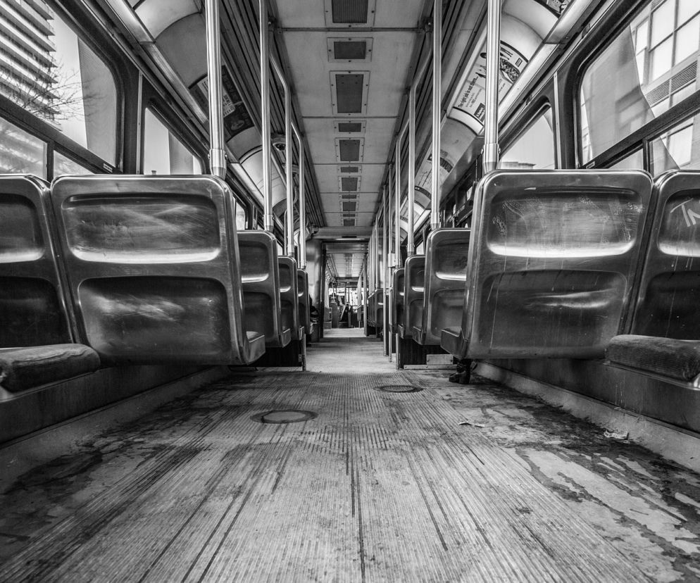 Terror w autobusach