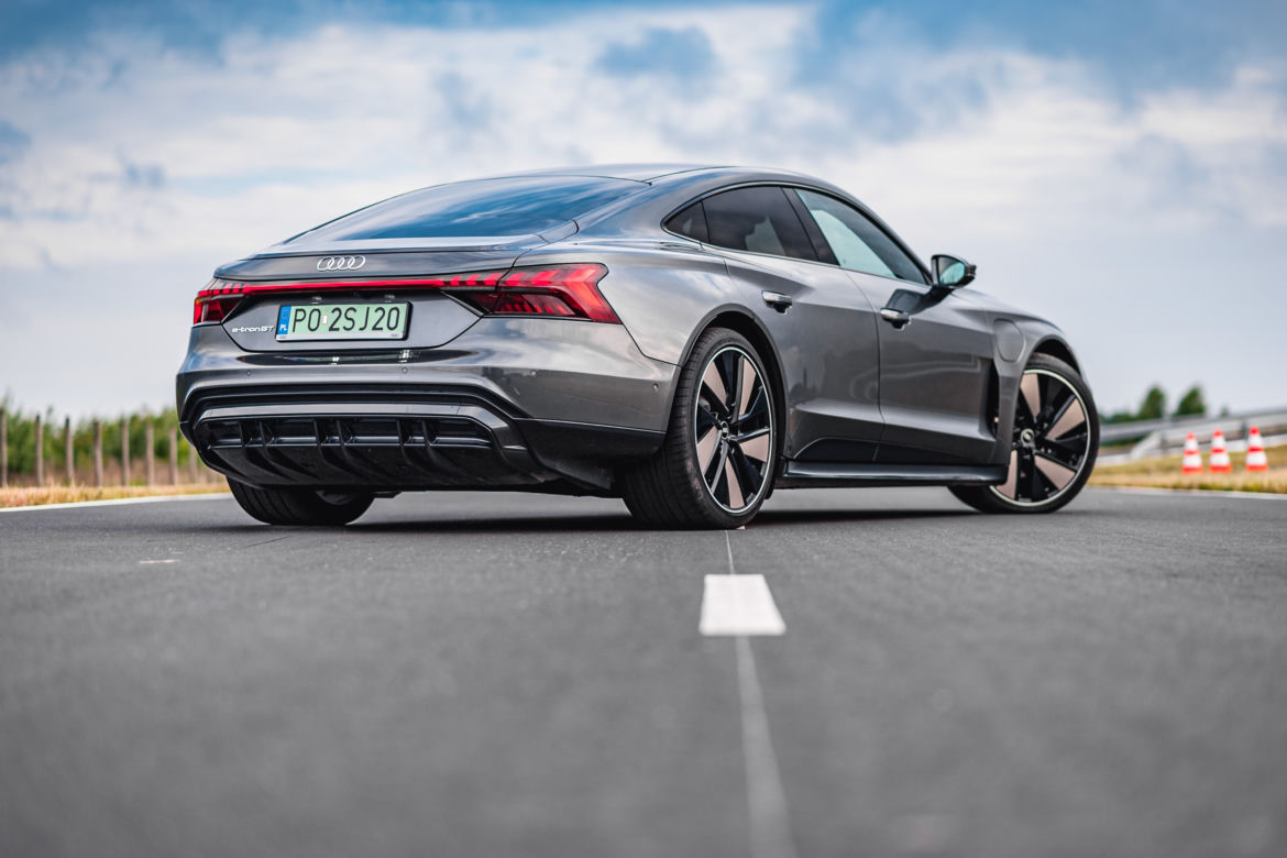 Audi e-tron GT quattro