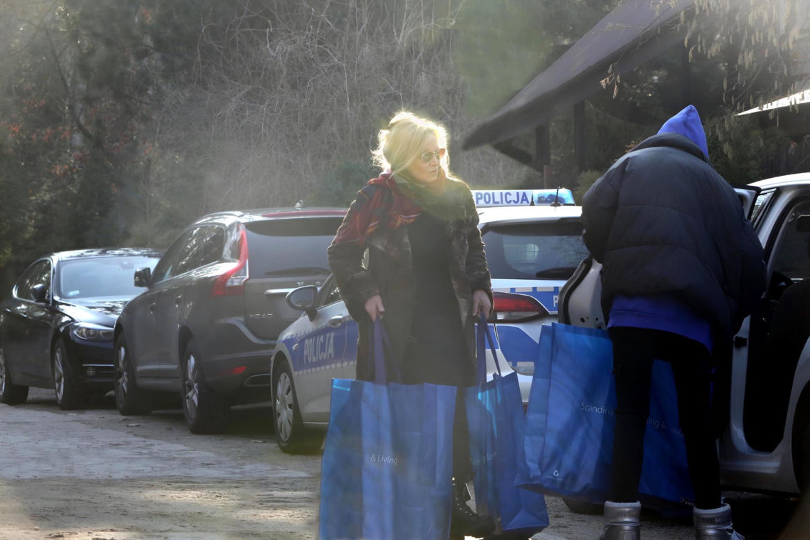 Sylwia Wysocka z komornikiem do bylego