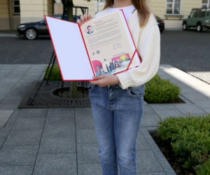 Zosia i Kacper wymyślili karty miejskie. Nowe wzory Karty Ucznia w Warszawie