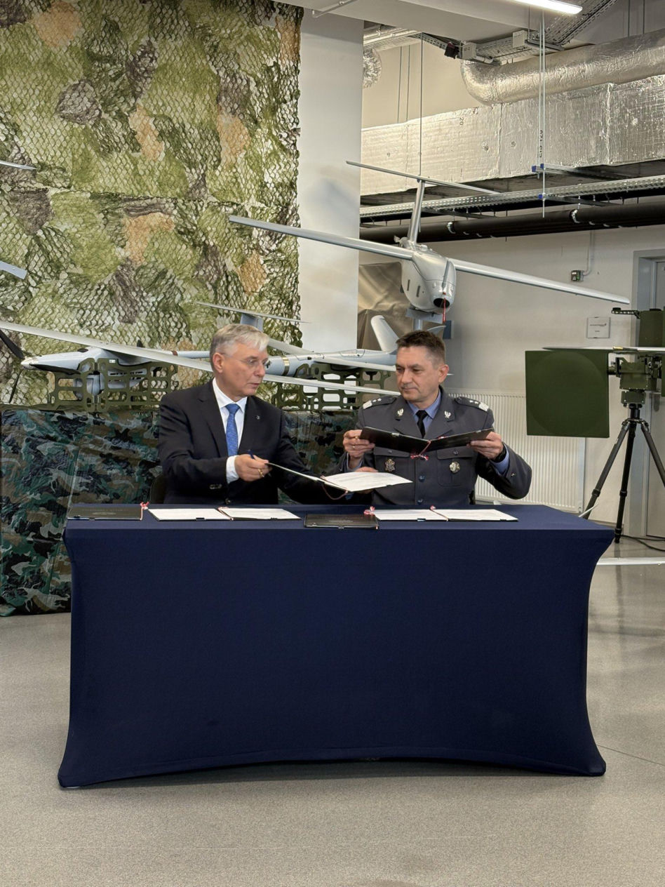 Polska armia zyskuje oczy i pazury. Wojsko kupuje setki dronów WARMATE, GLADIUS i FlyEye od Grupy WB
