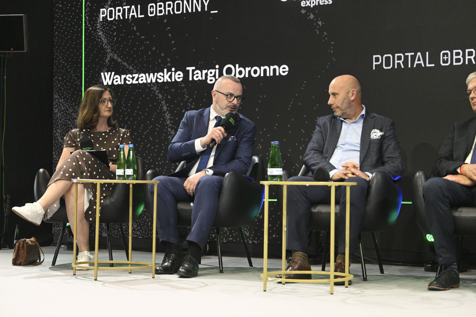 Warszawskie Targi Obronne. Scena Biała Współpraca publiczno-prywatna w sektorze obronnym. Szanse, bariery, wyzwania