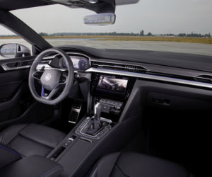 Volkswagen Arteon R (2021)