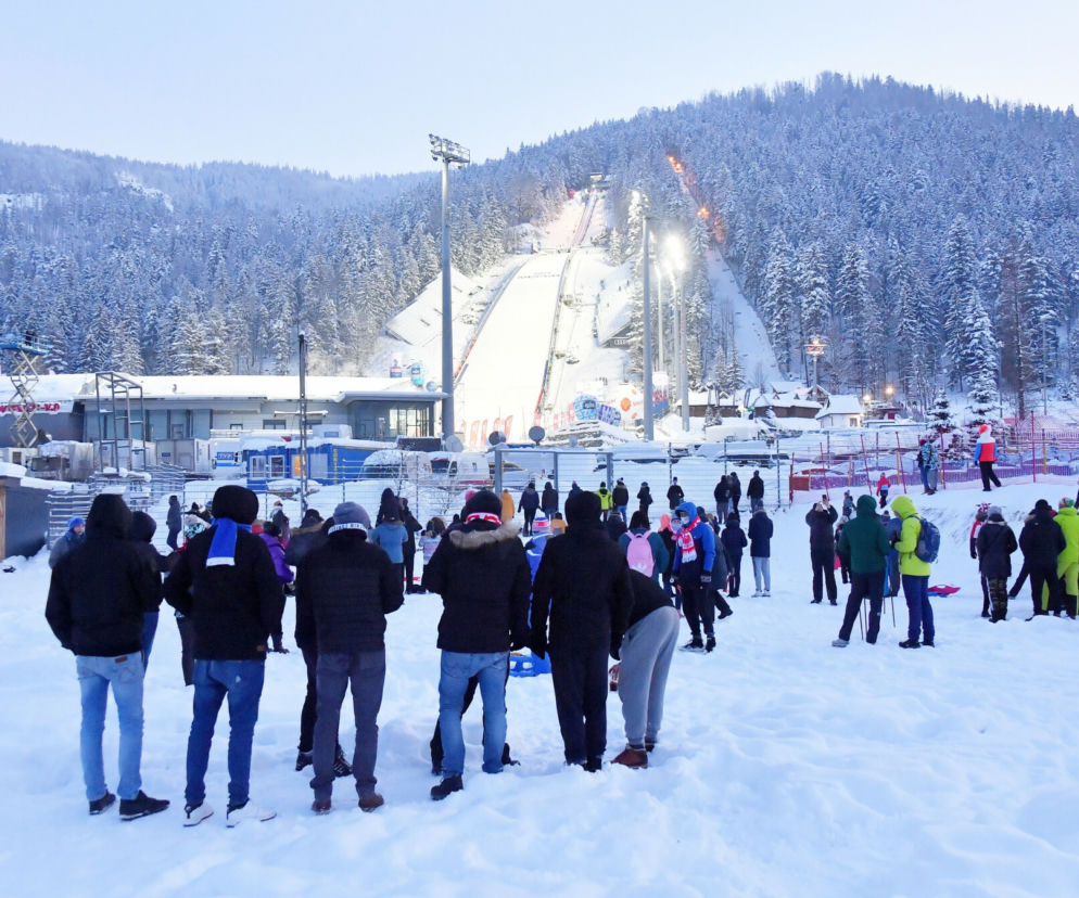 Skoki Narciarskie ZAKOPANE 2022: BILETY. Ile kosztują i gdzie kupić? [CENY]