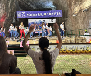 Trening fitness na stepie 600 metrów pod ziemią. Poznanianki zawalczyły o rekord Guinnessa