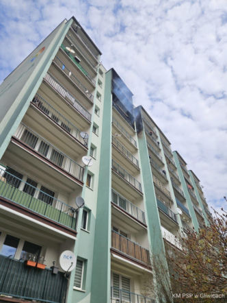 Pożar wieżowca w Gliwicach. Ewakuowano mieszkańców, trzy osoby w szpitalu