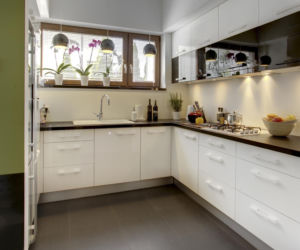 Dom kostka z lat 50. po przebudowie