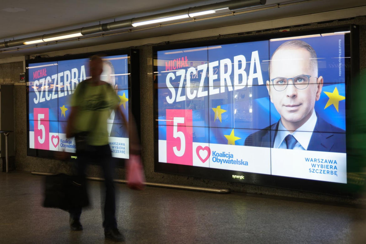 Plakaty wyborcze przed wyborami do Parlamentu Europejskiego 2024