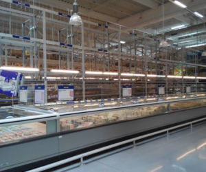 Puste półki w rosyjskich supermarketach