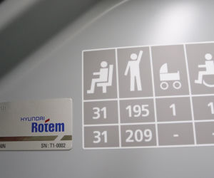 Nowy tramwaj wyjechał warszawskie tory! 
