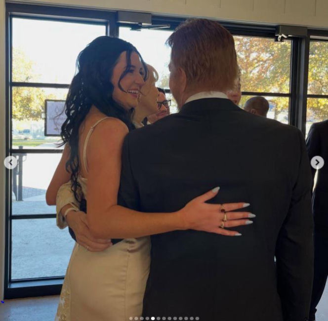 Chuck Norris i Greta Norris