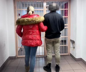 Ich łupem padło 80 tys. zł. Podszywali się pod hydraulików i bez skrupułów okradali seniorów