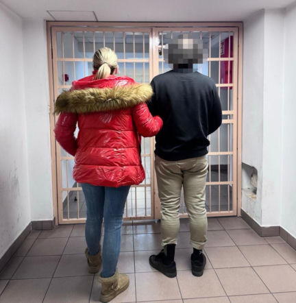 Ich łupem padło 80 tys. zł. Podszywali się pod hydraulików i bez skrupułów okradali seniorów