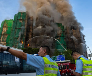Cudem uciekł z płonącego wieżowca. Relacja mrozi krew w żyłach