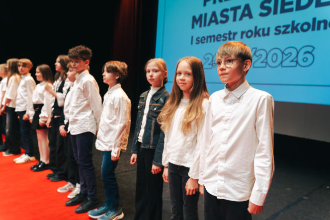 Najzdolniejsi uczniowie odebrali stypendia Prezydenta Miasta Siedlce