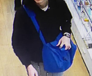 Gliwice: Ukradli perfumy w CH Forum. Rozpoznajesz ich? Daj znać policji [ZDJĘCIA]