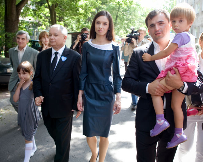 Jarosław Kaczyński głosuje w II turze