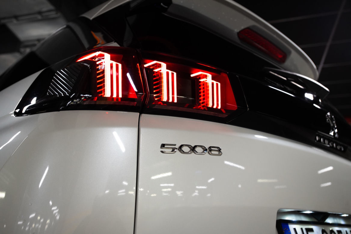 Peugeot 5008 po liftingu 2021