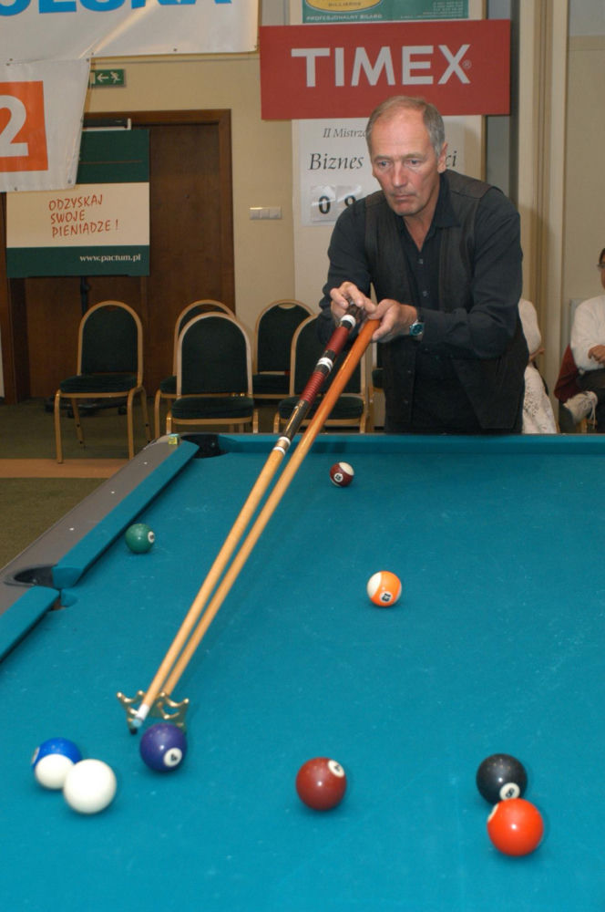 Karol Strasburger ćwiczy