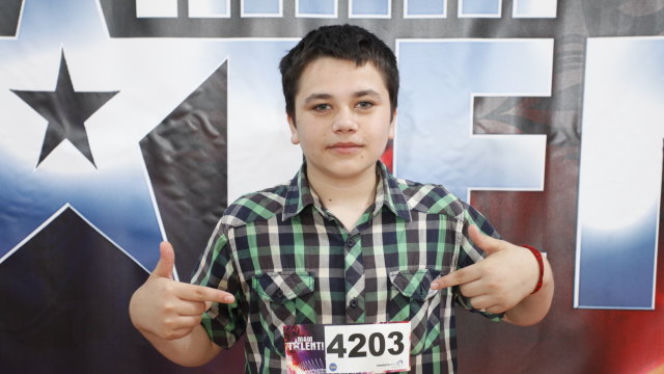Mam Talent 7, Adrian Makar