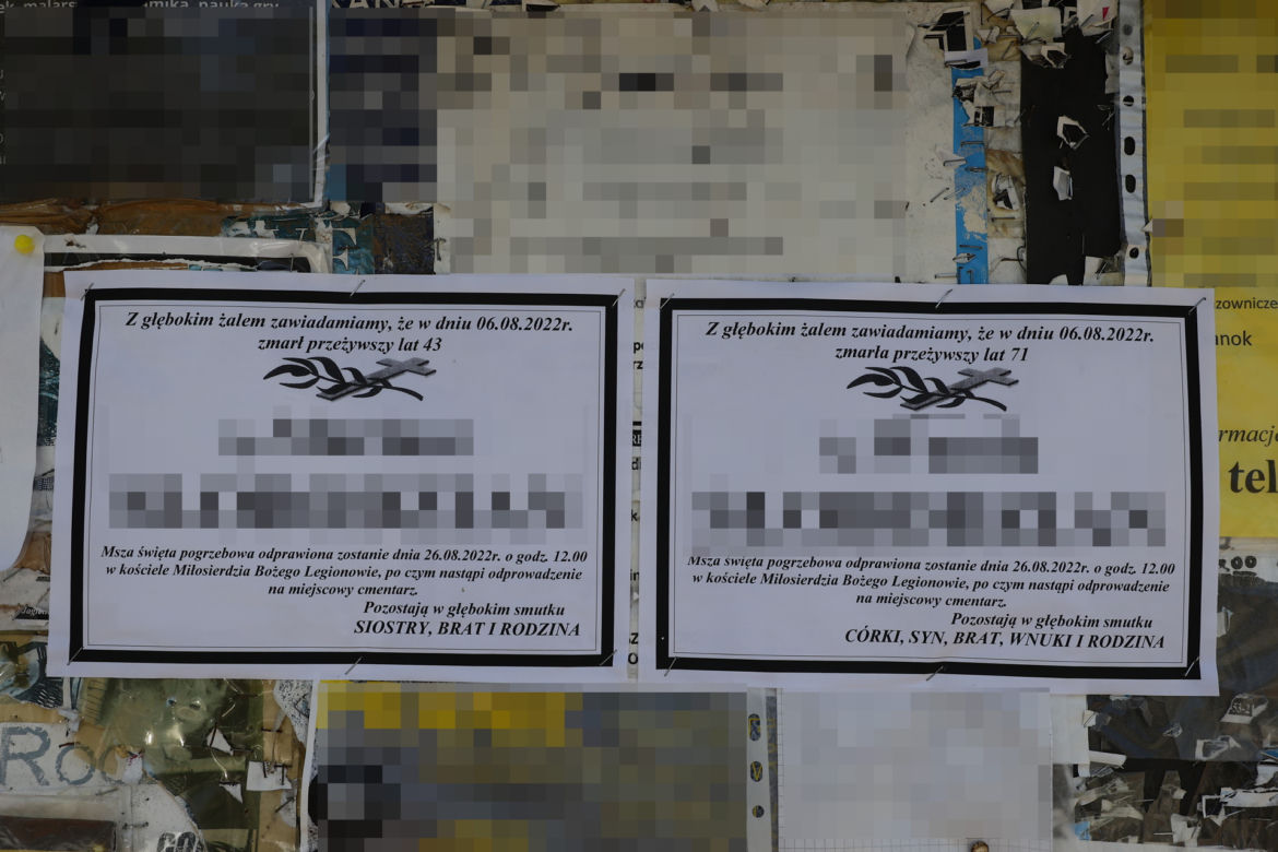 Matka zginęła w katastrofie autokaru w Chorwacji. Jej syn powiesił się z żalu. Spoczną w jednym grobie