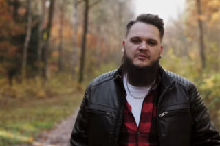 Rozmowa z Nowakowskym. O pochodzeniu, miłości do muzyki, o singlu [AUDIO,WIDEO]