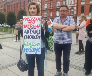 W Rudzie Śląskiej odbył się protest przeciwko obostrzeniom związanym z koronawirusem