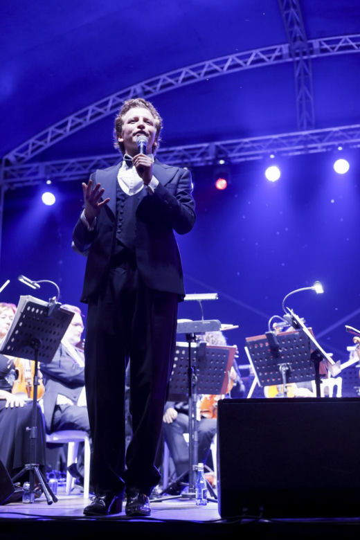 Maciej Musiałowski szykuje wielkie wydarzenie z udziałem gwiazd. Wszystko będzie dziać się w jego zamku