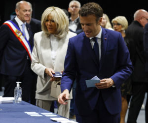  Macron zmiażdżył Le Pen! Takiego wyniku się nie spodziewała