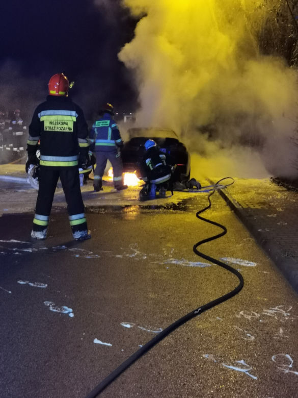 Sportowe BMW płonęło jak pochodnia