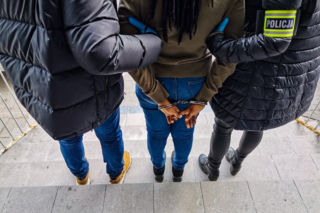 Inżynier ze statku okazał się 24-letnią Nigeryjką. Podlasianka straciła 115 tys. zł