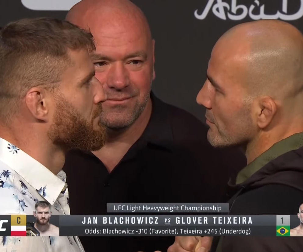 Sporty walki, MMA, UFC 267, Jan Błachowicz, Glover Teixeira