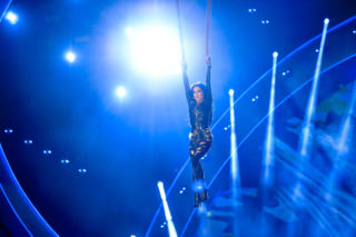 Steczkowska wygrała Sylwestra z Dwójką boskim ciałem i piórami