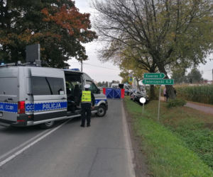 Koszmarny wypadek w Świerczynkach koło Torunia. Nie żyje rowerzysta