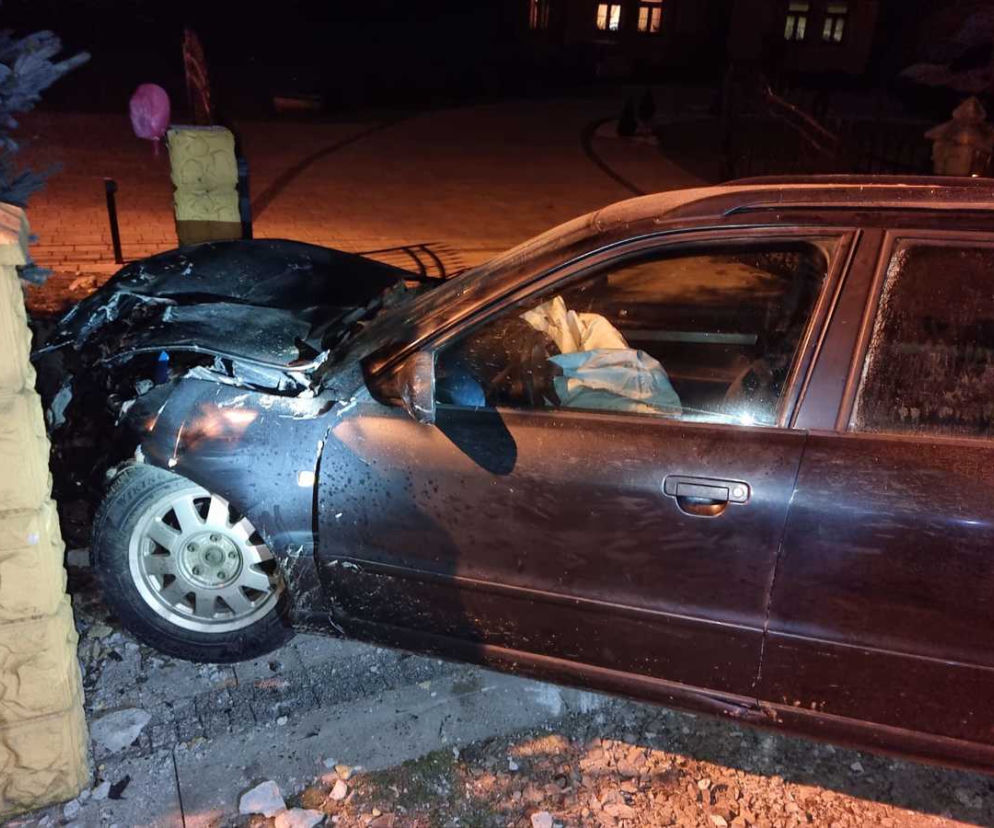 W Haczowie 20-latek rozbił auto na betonowym przepuście. Był pijany 
