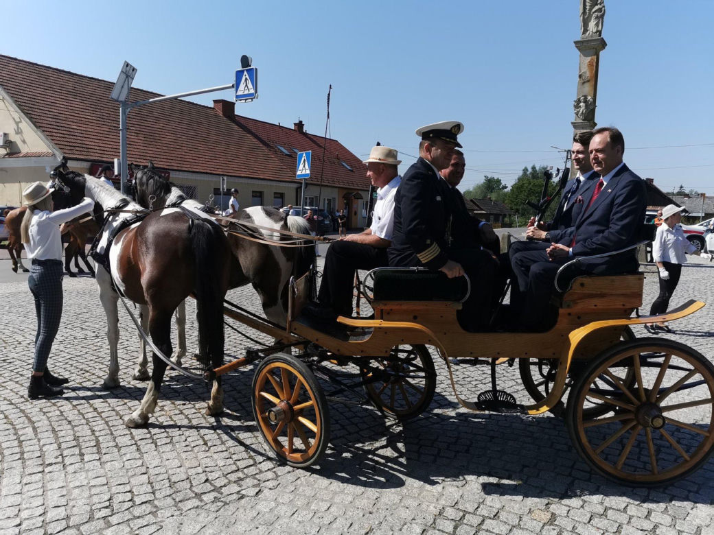 W tej małopolskiej wsi spoczywa ponad stu Chorwatów. Żołnierze upamiętniają ich co roku
