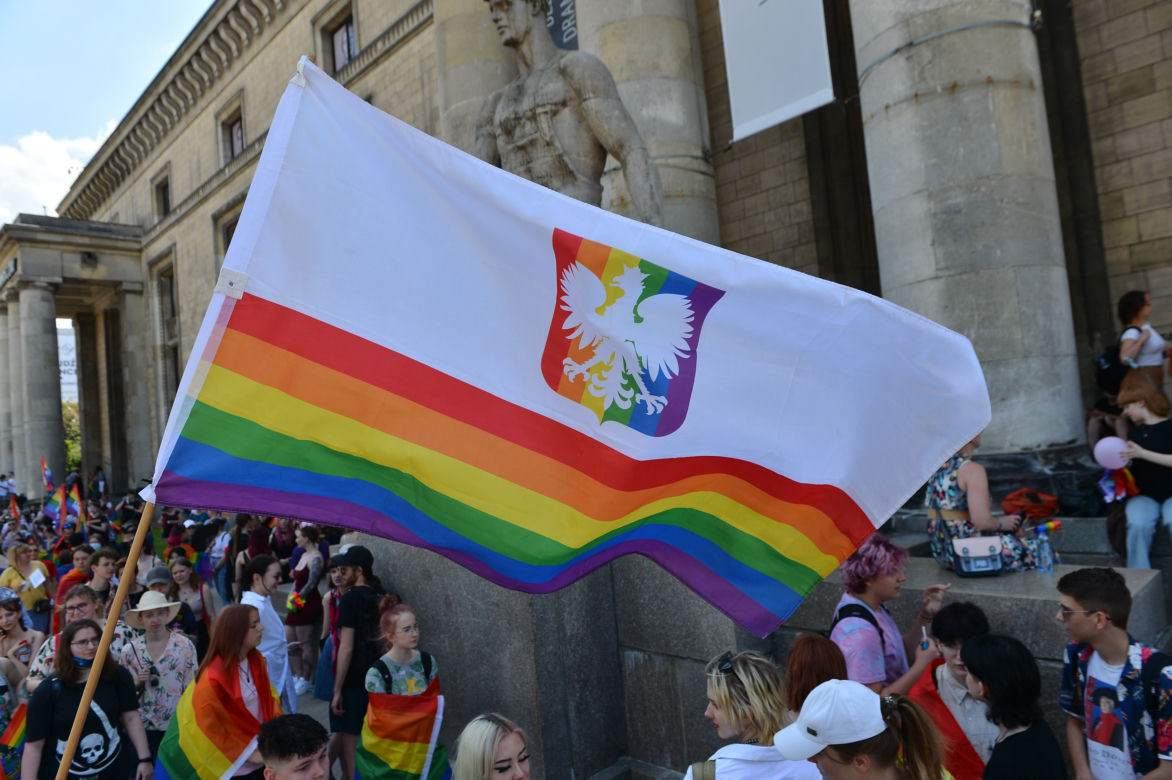 Zobaczcie pozostałe zdjęcia z Parady Równości - przesuń z prawej do lewej, by przejść dalej
