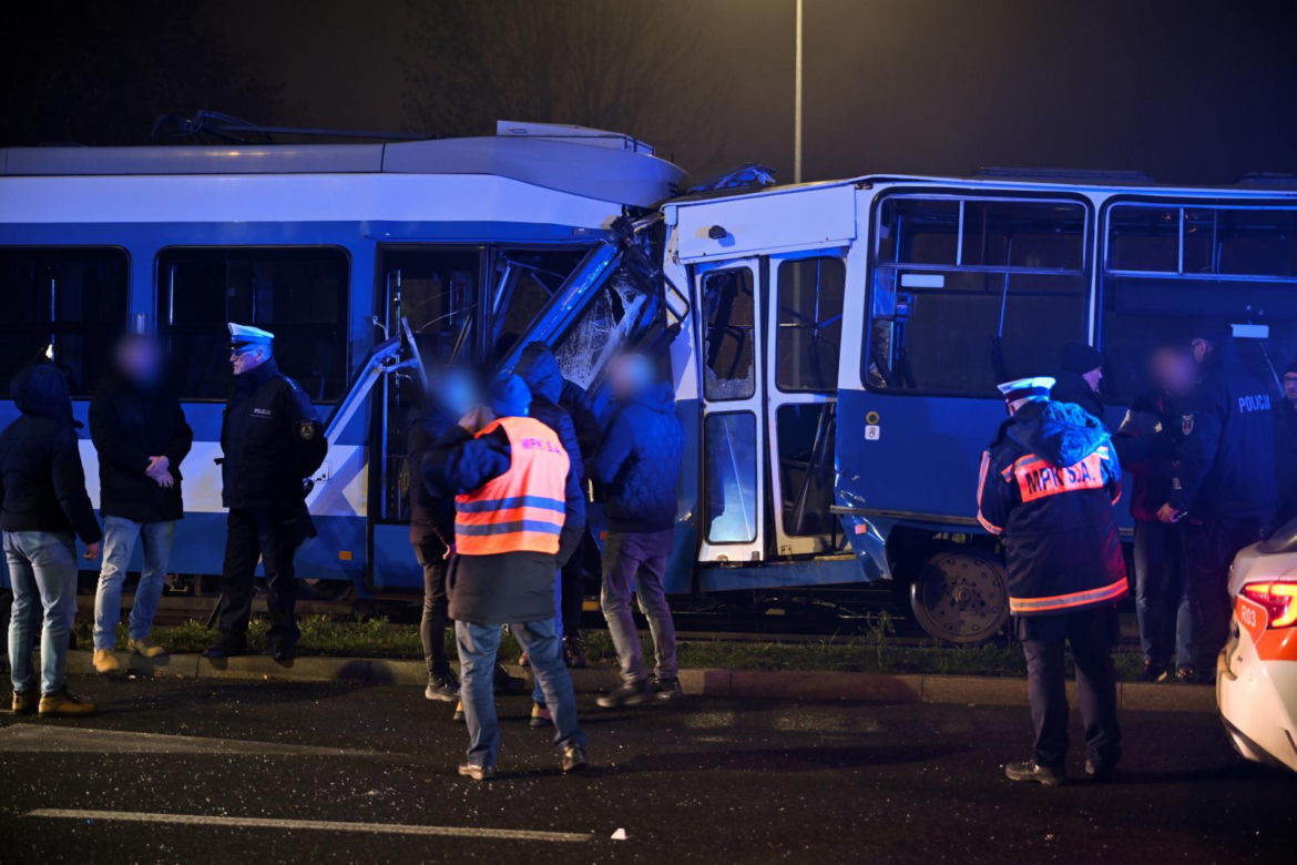 Zderzenie tramwajów na ul. Bieńczyckiej w Krakowie