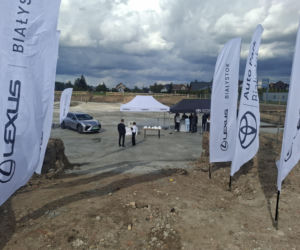 Budowa salonu Lexusa
