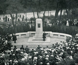 TO zaginęło w 1945 r.! Monument Bismarcka na Opolu Wschodnim [ZDJĘCIA]