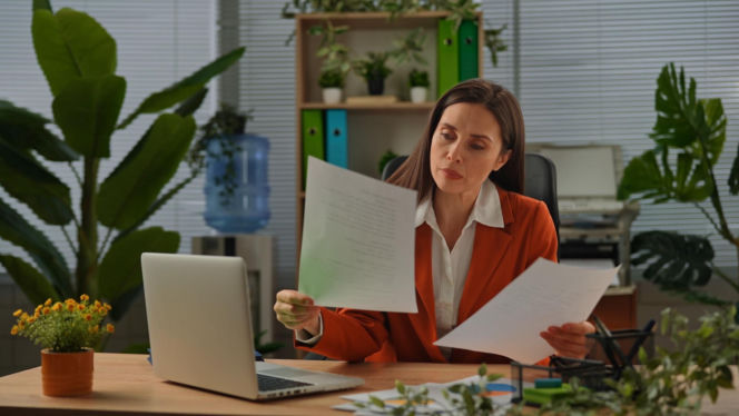 Tyle można zarobić w stołecznym ratuszu. Niektórzy mają wypłatę wyższą niż Trzaskowski!