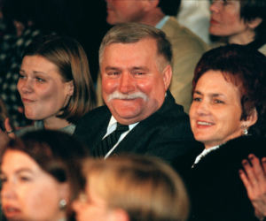 Lech Wałęsa z żoną Danutą. 1998r.