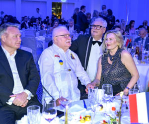 Wałęsa, Doda i Najman z żoną na gali Osobowości i Sukcesy