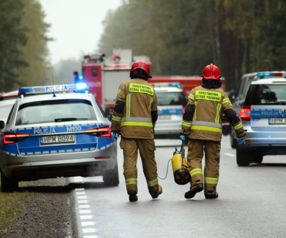 DK 65, Tatarowce. Czołowe zderzenie osobówki i tira. 30-latek i troje dzieci nie żyją
