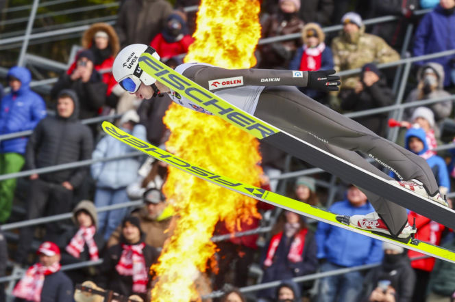 Gruchnęły wieści o Kacprze Tomasiaku. Wielka zmiana przed Red Bull Skoki w Punkt